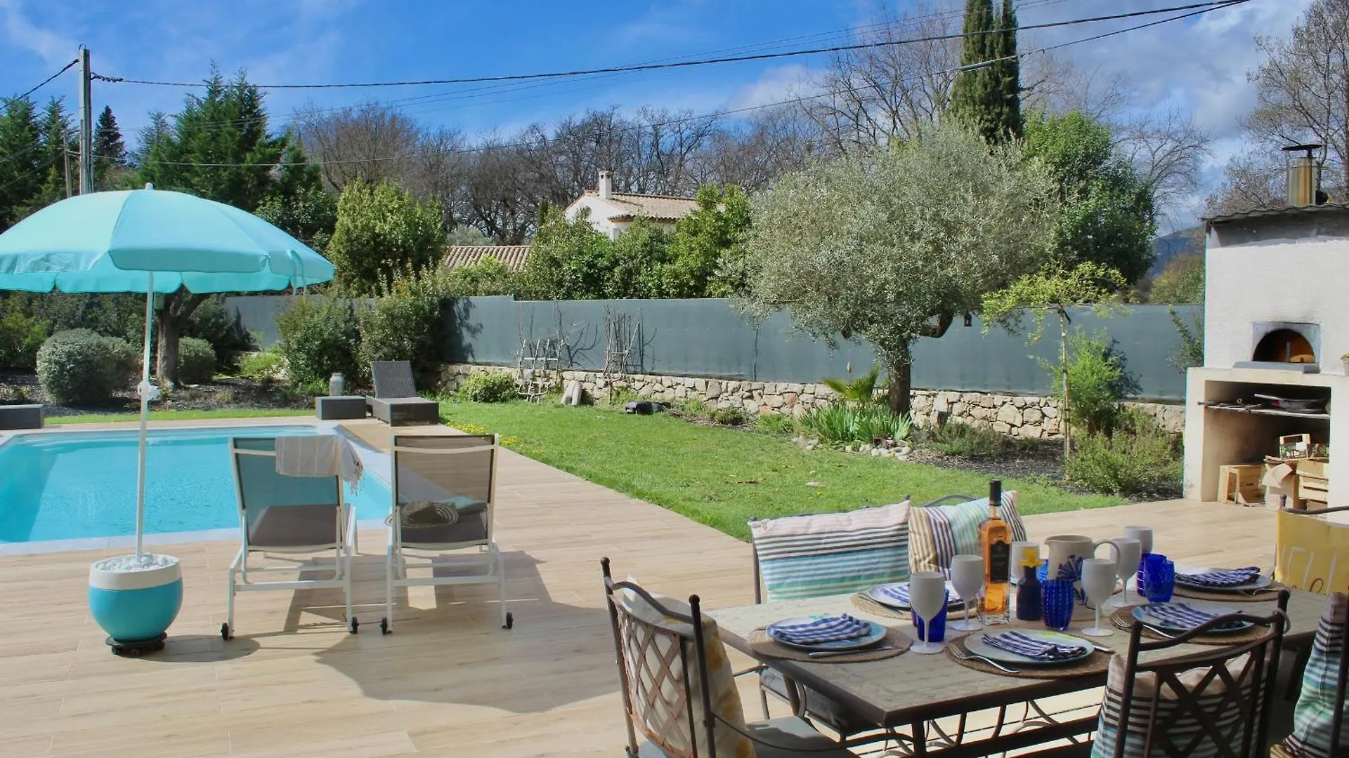 L'Essence Du Sud Avec 4 Suites, Piscines Et Four A Pizza Opio 0*,