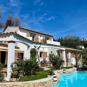 La Dolce Bed & Breakfast